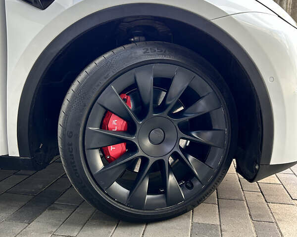 Тесла Model Y, объемом двигателя 0 л и пробегом 54 тыс. км за 31500 $, фото 5 на Automoto.ua