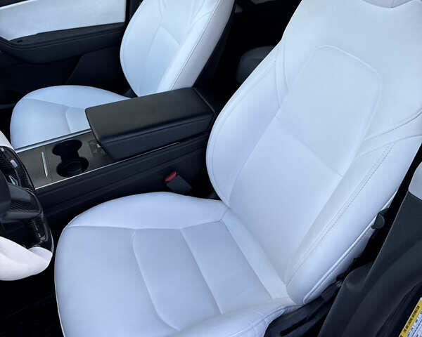 Тесла Model Y 2022 в Львове на Automoto.ua Тесла Model Y, объемом двигателя 0 л и пробегом 88 тыс. км за 26900 $, фото 17 на Automoto.ua