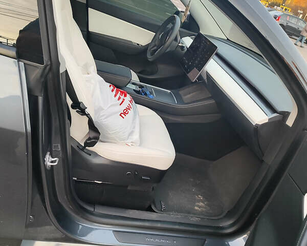 Тесла Model Y 2022 в Днепре (Днепропетровске) на Automoto.ua Тесла Model Y, объемом двигателя 0 л и пробегом 57 тыс. км за 45313 $, фото 7 на Automoto.ua