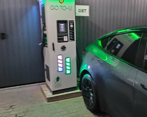 Тесла Model Y 2022 в Днепре (Днепропетровске) на Automoto.ua Тесла Model Y, объемом двигателя 0 л и пробегом 57 тыс. км за 45313 $, фото 1 на Automoto.ua