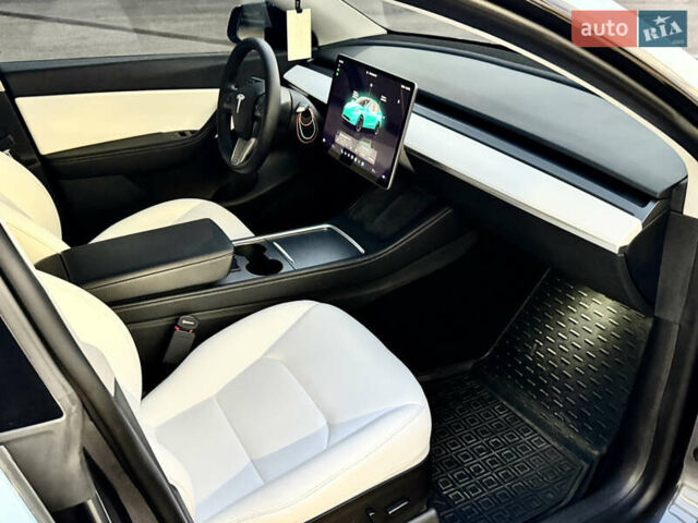 Тесла Model Y, объемом двигателя 0 л и пробегом 43 тыс. км за 27500 $, фото 23 на Automoto.ua