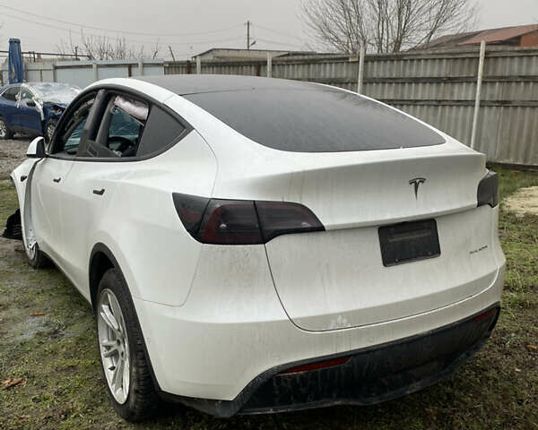 Тесла Model Y, объемом двигателя 0 л и пробегом 70 тыс. км за 15500 $, фото 4 на Automoto.ua
