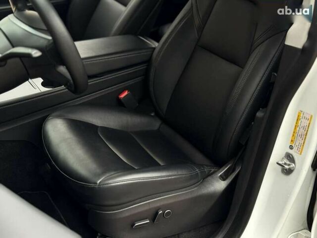 Тесла Model Y, объемом двигателя 0 л и пробегом 60 тыс. км за 28500 $, фото 12 на Automoto.ua