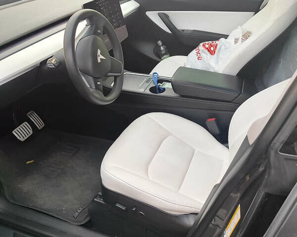 Тесла Model Y 2022 в Днепре (Днепропетровске) на Automoto.ua Тесла Model Y, объемом двигателя 0 л и пробегом 57 тыс. км за 45313 $, фото 5 на Automoto.ua