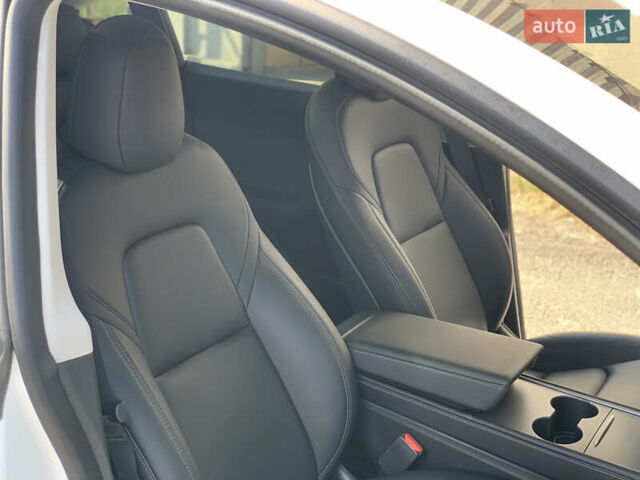 Тесла Model Y, объемом двигателя 0 л и пробегом 26 тыс. км за 35000 $, фото 20 на Automoto.ua