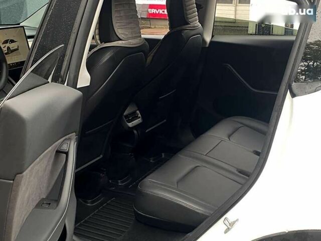 Тесла Model Y, объемом двигателя 0 л и пробегом 81 тыс. км за 32500 $, фото 14 на Automoto.ua