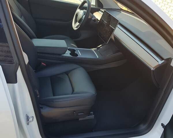 Тесла Model Y, объемом двигателя 0 л и пробегом 20 тыс. км за 32000 $, фото 9 на Automoto.ua