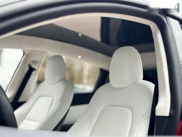 Тесла Model Y, объемом двигателя 0 л и пробегом 25 тыс. км за 29700 $, фото 13 на Automoto.ua