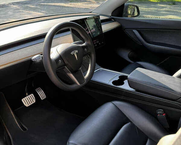 Тесла Model Y, объемом двигателя 0 л и пробегом 66 тыс. км за 28000 $, фото 17 на Automoto.ua