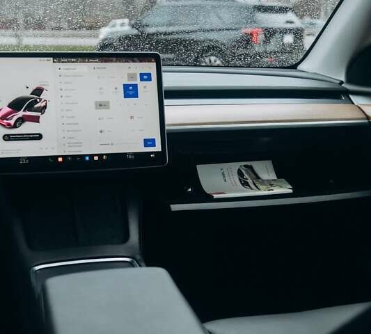 Тесла Model Y, объемом двигателя 0 л и пробегом 11 тыс. км за 35800 $, фото 48 на Automoto.ua