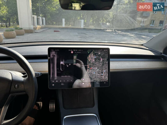 Тесла Model Y, объемом двигателя 0 л и пробегом 66 тыс. км за 28000 $, фото 19 на Automoto.ua
