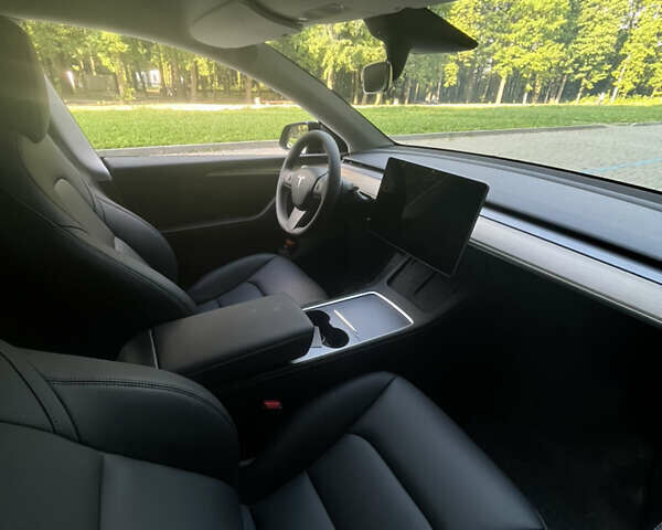 Тесла Model Y, объемом двигателя 0 л и пробегом 5 тыс. км за 44000 $, фото 8 на Automoto.ua