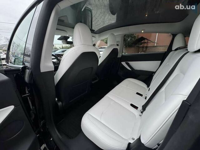 Тесла Model Y, объемом двигателя 0 л и пробегом 45 тыс. км за 25999 $, фото 2 на Automoto.ua