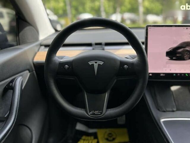 Тесла Model Y, объемом двигателя 0 л и пробегом 100 тыс. км за 30999 $, фото 18 на Automoto.ua