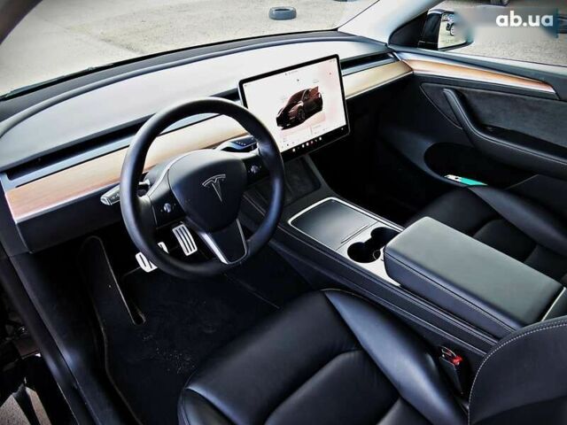 Тесла Model Y, объемом двигателя 0 л и пробегом 41 тыс. км за 28700 $, фото 6 на Automoto.ua