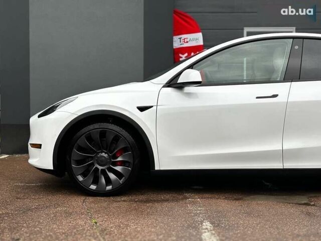 Тесла Model Y, объемом двигателя 0 л и пробегом 3 тыс. км за 32500 $, фото 4 на Automoto.ua