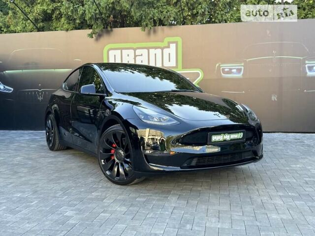 Тесла Model Y, объемом двигателя 0 л и пробегом 25 тыс. км за 29900 $, фото 2 на Automoto.ua