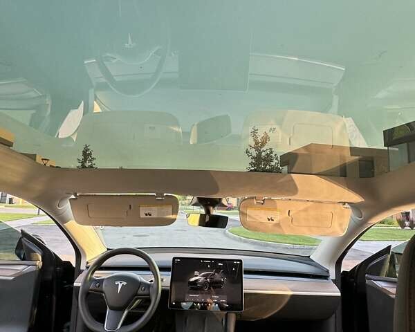 Тесла Model Y, объемом двигателя 0 л и пробегом 31 тыс. км за 37000 $, фото 22 на Automoto.ua