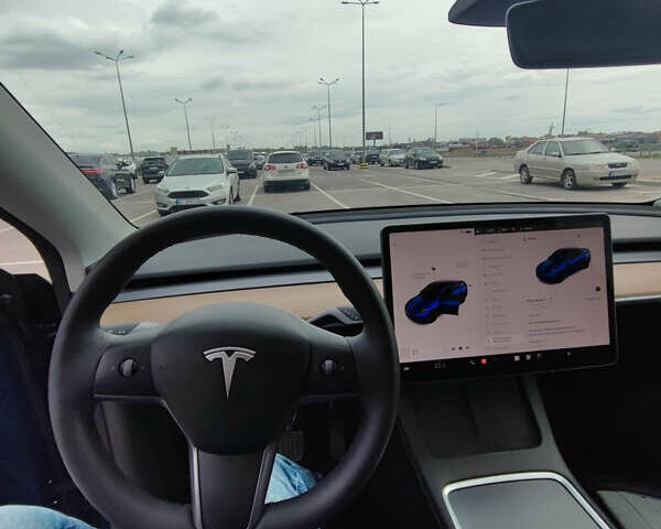 Тесла Model Y, объемом двигателя 0 л и пробегом 13 тыс. км за 34000 $, фото 20 на Automoto.ua