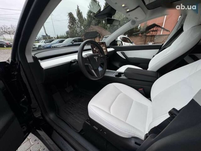 Тесла Model Y, объемом двигателя 0 л и пробегом 45 тыс. км за 25999 $, фото 1 на Automoto.ua