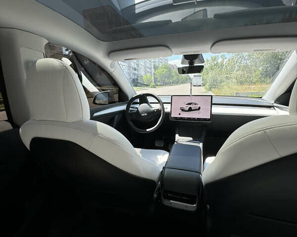 Тесла Model Y, объемом двигателя 0 л и пробегом 30 тыс. км за 33100 $, фото 10 на Automoto.ua