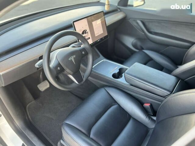 Тесла Model Y, объемом двигателя 0 л и пробегом 31 тыс. км за 25500 $, фото 16 на Automoto.ua