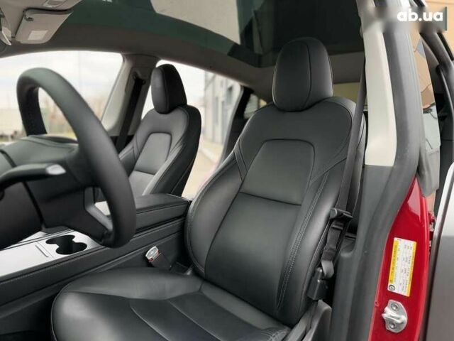 Тесла Model Y, объемом двигателя 0 л и пробегом 30 тыс. км за 33000 $, фото 21 на Automoto.ua
