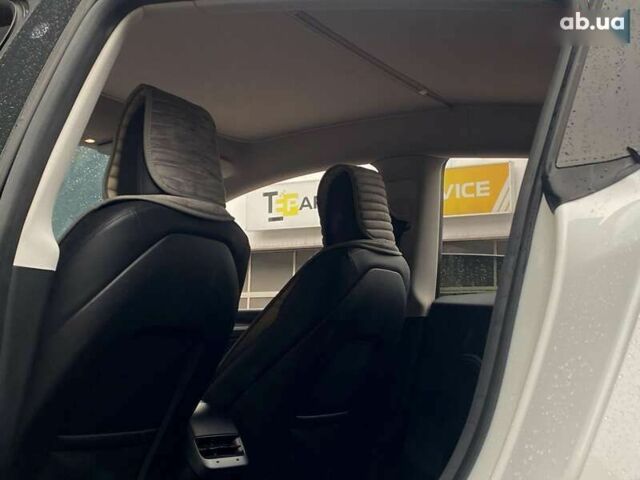 Тесла Model Y, объемом двигателя 0 л и пробегом 81 тыс. км за 32500 $, фото 15 на Automoto.ua