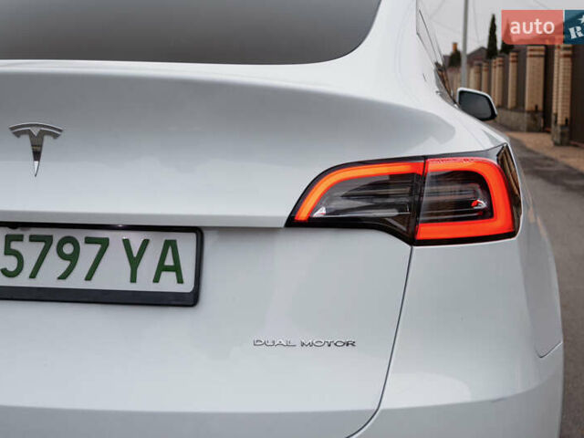 Тесла Model Y, объемом двигателя 0 л и пробегом 54 тыс. км за 28900 $, фото 14 на Automoto.ua