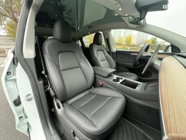 Тесла Model Y, объемом двигателя 0 л и пробегом 15 тыс. км за 59800 $, фото 9 на Automoto.ua