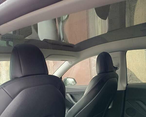 Тесла Model Y, объемом двигателя 0 л и пробегом 56 тыс. км за 26800 $, фото 4 на Automoto.ua