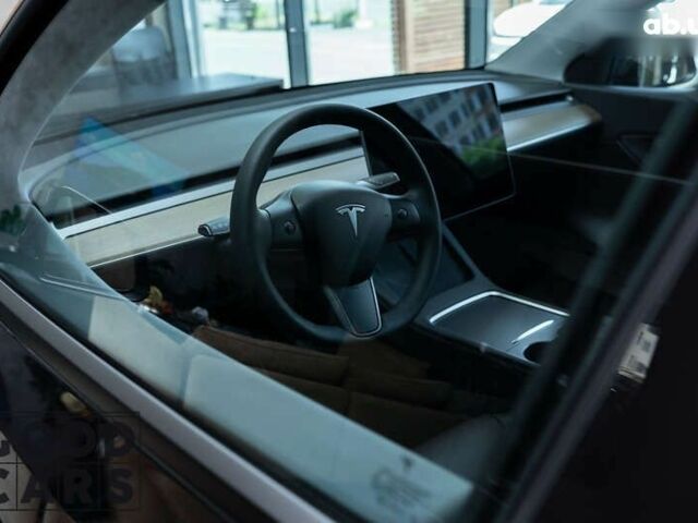 Тесла Model Y, объемом двигателя 0 л и пробегом 37 тыс. км за 31000 $, фото 24 на Automoto.ua