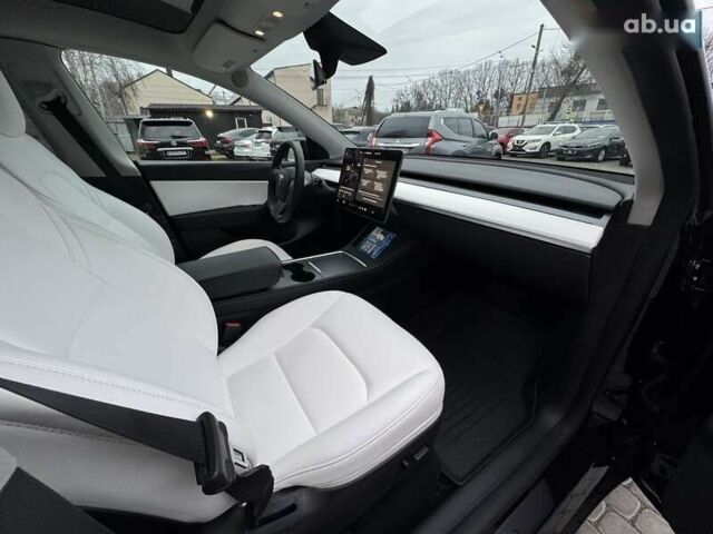 Тесла Model Y, объемом двигателя 0 л и пробегом 45 тыс. км за 25999 $, фото 24 на Automoto.ua