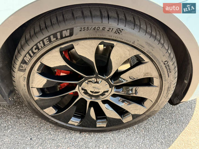 Тесла Model Y, объемом двигателя 0 л и пробегом 43 тыс. км за 27500 $, фото 35 на Automoto.ua