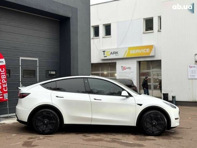 Тесла Model Y, объемом двигателя 0 л и пробегом 60 тыс. км за 28500 $, фото 10 на Automoto.ua