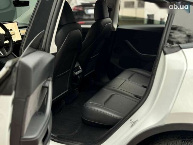 Тесла Model Y, объемом двигателя 0 л и пробегом 60 тыс. км за 28500 $, фото 14 на Automoto.ua
