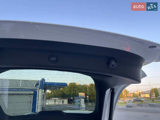 Тесла Model Y, объемом двигателя 0 л и пробегом 37 тыс. км за 30000 $, фото 3 на Automoto.ua
