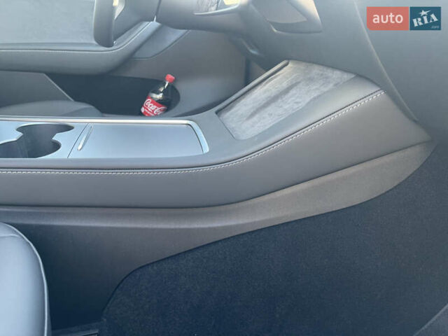 Тесла Model Y, объемом двигателя 0 л и пробегом 20 тыс. км за 42999 $, фото 39 на Automoto.ua
