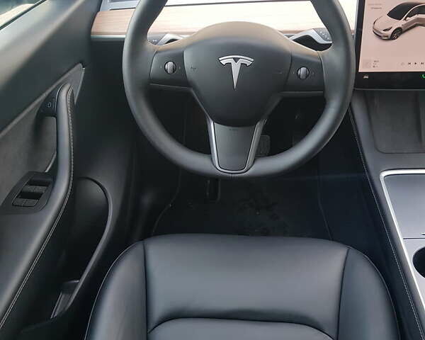 Тесла Model Y, объемом двигателя 0 л и пробегом 20 тыс. км за 32000 $, фото 2 на Automoto.ua