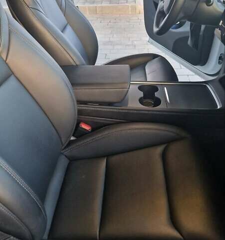 Тесла Model Y, объемом двигателя 0 л и пробегом 35 тыс. км за 54000 $, фото 35 на Automoto.ua