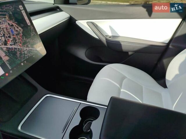 Тесла Model Y, объемом двигателя 0 л и пробегом 36 тыс. км за 26300 $, фото 7 на Automoto.ua