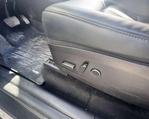 Тесла Model Y, объемом двигателя 0 л и пробегом 140 тыс. км за 24500 $, фото 16 на Automoto.ua