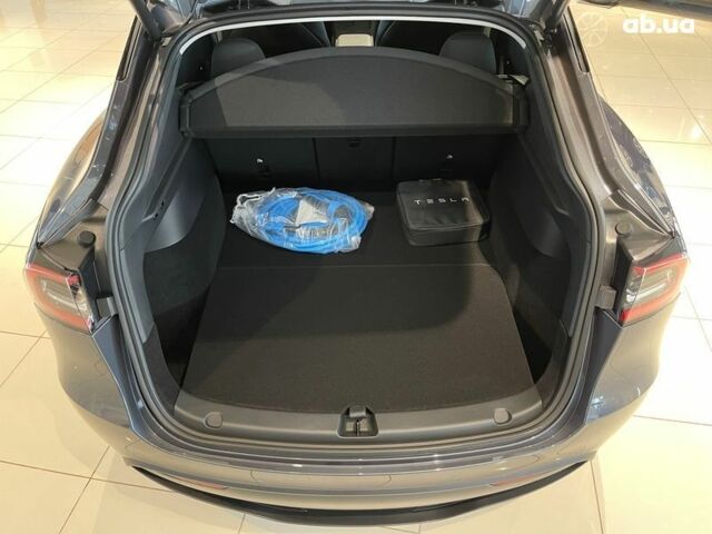 Тесла Model Y, объемом двигателя 0 л и пробегом 12 тыс. км за 56236 $, фото 6 на Automoto.ua