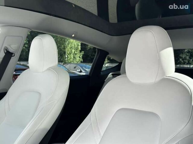 Тесла Model Y, об'ємом двигуна 0 л та пробігом 41 тис. км за 31999 $, фото 13 на Automoto.ua