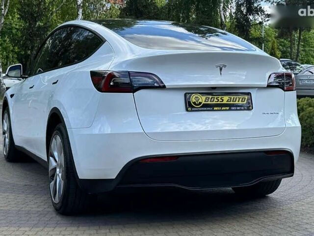 Тесла Model Y, объемом двигателя 0 л и пробегом 12 тыс. км за 31800 $, фото 4 на Automoto.ua