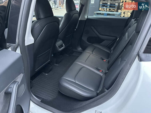 Тесла Model Y, об'ємом двигуна 0 л та пробігом 195 тис. км за 24000 $, фото 6 на Automoto.ua