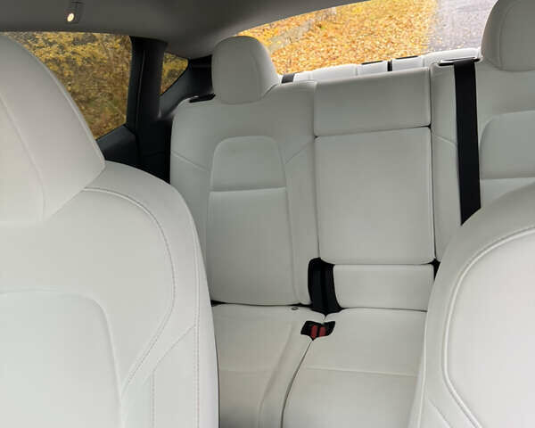 Тесла Model Y, об'ємом двигуна 0 л та пробігом 60 тис. км за 28900 $, фото 10 на Automoto.ua