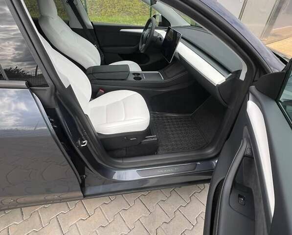 Тесла Model Y, объемом двигателя 0 л и пробегом 21 тыс. км за 27900 $, фото 20 на Automoto.ua