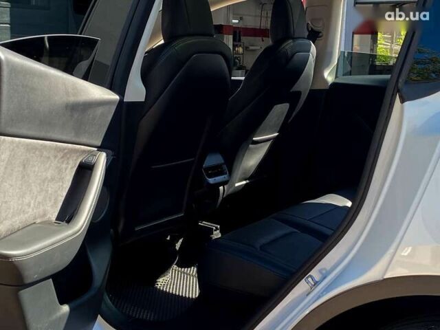 Тесла Model Y, объемом двигателя 0 л и пробегом 38 тыс. км за 32999 $, фото 13 на Automoto.ua