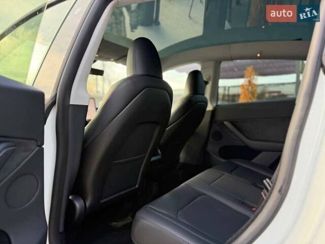 Тесла Model Y, объемом двигателя 0 л и пробегом 110 тыс. км за 24500 $, фото 24 на Automoto.ua